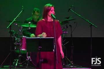 Representación en Telde la obra musical Tras la puerta violeta, ¿cruzamos?/Francisco Javier Santana.