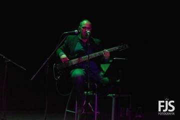 Representación en Telde la obra musical Tras la puerta violeta, ¿cruzamos?/Francisco Javier Santana.