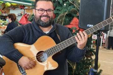 Concierto navideño de la Escuela Municipal de Folclore en el Mercado de Telde/Antonio Alí y TA.