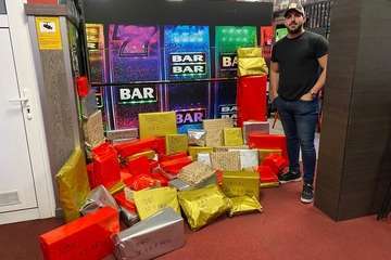  Papá Noel reparte alegría e ilusión en La Garita y Valle de Jinámar/TA.