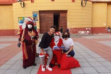  Papá Noel reparte alegría e ilusión en La Garita y Valle de Jinámar/TA.