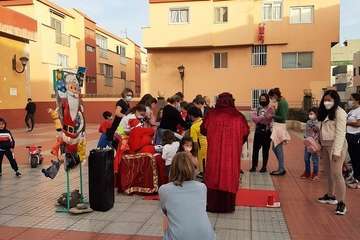  Papá Noel reparte alegría e ilusión en La Garita y Valle de Jinámar/TA.