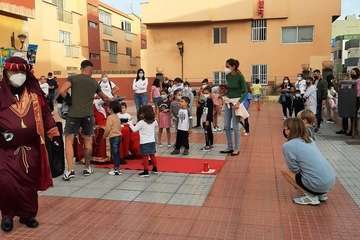  Papá Noel reparte alegría e ilusión en La Garita y Valle de Jinámar/TA.