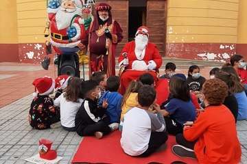  Papá Noel reparte alegría e ilusión en La Garita y Valle de Jinámar/TA.