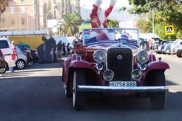  Papá Noel reparte alegría e ilusión en La Garita y Valle de Jinámar/TA.