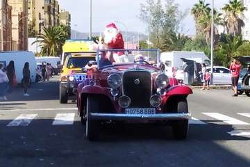  Papá Noel reparte alegría e ilusión en La Garita y Valle de Jinámar/TA.