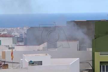 Incendio en una casa abandonada de Lomo Bristol (Telde)/TA.