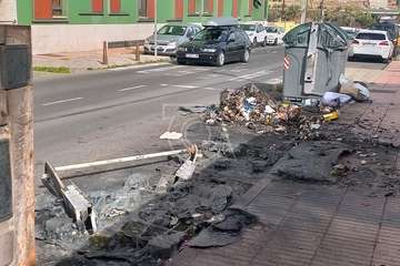  El Caracol Bajo, punto negro de la quema de contenedores en Telde/TA.
