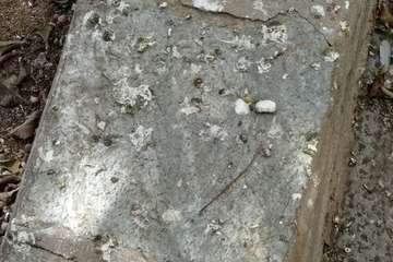 Denuncia vecinal sobre el estado del parque infantil de Las Huesas/TA.