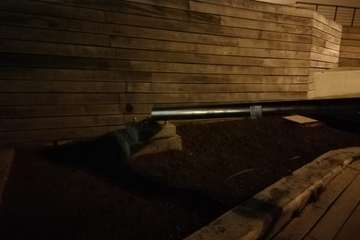 Caída de una farola sobre el paseo marítimo de La Garita (Telde)/TA.