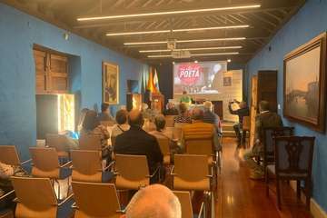 Emotivo encuentro de familiares de poetas de Telde/TA.