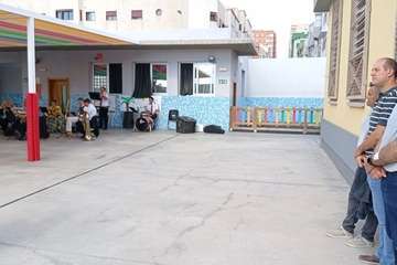 La Banda Municipal deleita a los escolares del CEIP León y Castillo de Telde/TA.