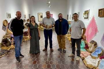  Exposición de artesanía popular canaria en las Casas Consistoriales de San Juan/TA.