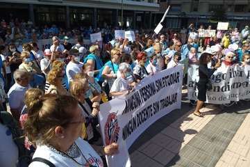 Telde apoya la protesta por el derecho a la Educación de Adultos/TA.