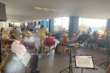 Cuentos y música en la Residencia Mixta de Taliarte/TA.