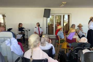 Cuentos y música en la Residencia Mixta de Taliarte/TA.