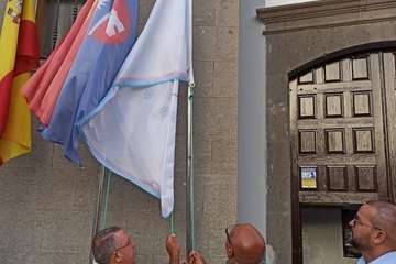 La Virgen de las Nieves regresa a su camarín en el templo de Lomo Magullo (Telde)/Francisco Javier Santana.