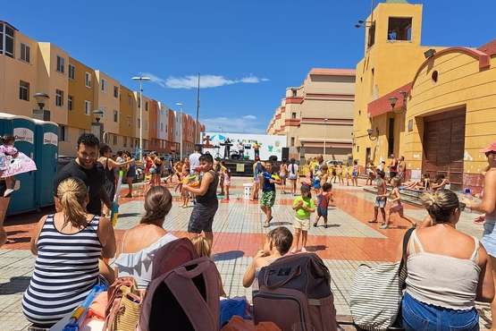 Divertida fiesta del agua y la sal en La Garita/TA.