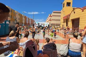 Divertida fiesta del agua y la sal en La Garita/TA.