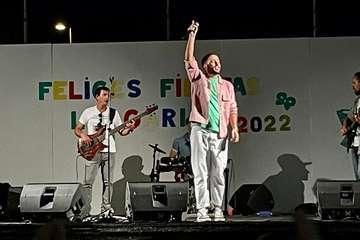 Concierto del cantante Adonay Santana y actuación del humorista Iván El Bastonero en La Garita/TA.