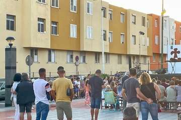 Concierto del cantante Adonay Santana y actuación del humorista Iván El Bastonero en La Garita/TA.