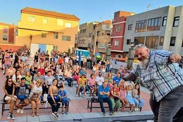 Concierto del cantante Adonay Santana y actuación del humorista Iván El Bastonero en La Garita/TA.