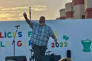 Concierto del cantante Adonay Santana y actuación del humorista Iván El Bastonero en La Garita/TA.