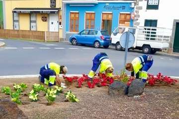 Parques y Jardines de Telde inaugura la Navidad/TA.
