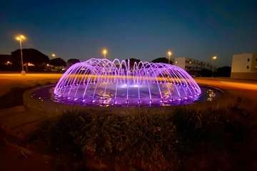  Chorros lilas en Telde contra la lacra machista/TA.