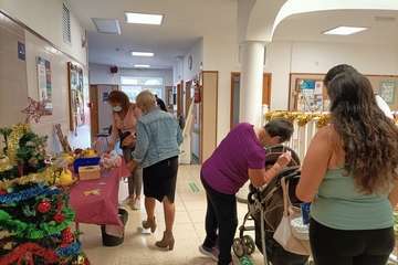  La Navidad ya se siente en el Centro de Salud de Las Remudas/TA.