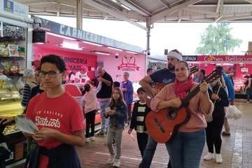  Cánticos navideños en el Mercado Municipal de Telde/Antonio Alí.