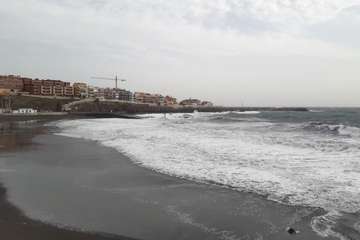 Mar enfurecido en la costa de Telde/TA.