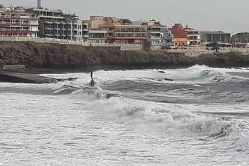 Mar enfurecido en la costa de Telde/TA.