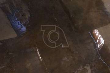  Las filtraciones de agua inundan de nuevo los talleres de Automoción del IES de Las Remudas/TA,