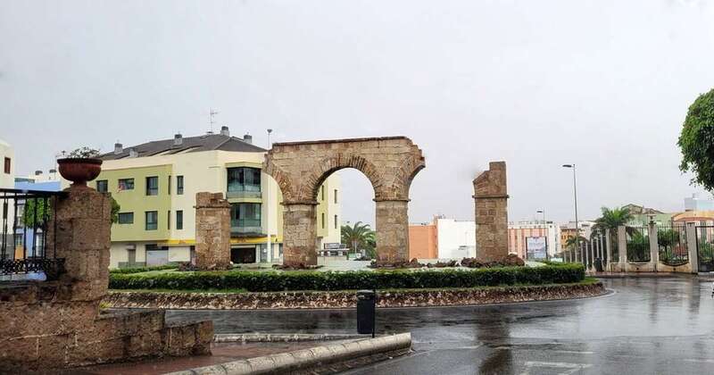 Rotonda del Acueducto/Jesús Ruiz Mesa.