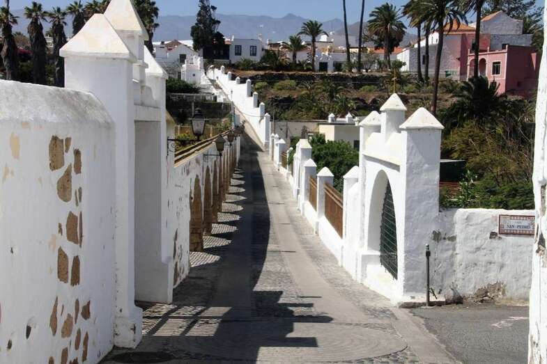 Vista de una de las calles del barrio histórico de San Francisco/Jesús Ruiz Mesa.