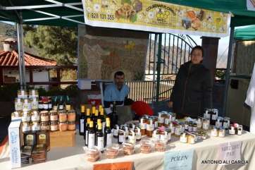 Puesto del productor de miel teldense El Colmenar Florido (Foto Antonio Alí)