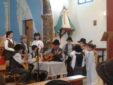 Actividad en el interior de la Iglesia de Cazadores (Foto TA)