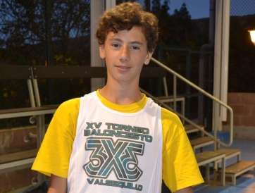 Uno de los jóvenes participantes en el torneo (Foto TA)