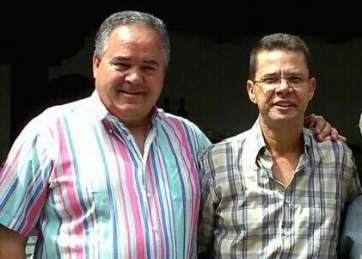 El consejero insular Francisco Santana con el líder local del PP, Domingo Cabrera (Foto TA)