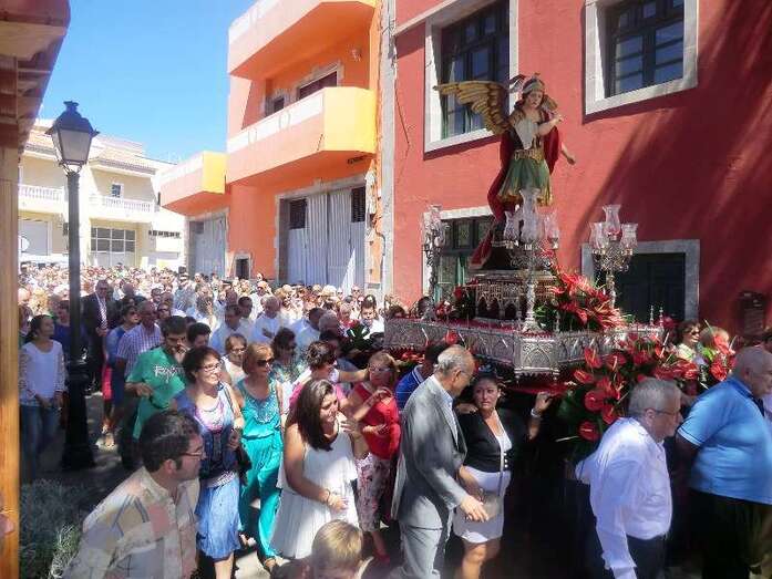 Procesión de San Miguel (Foto Acfi Press)