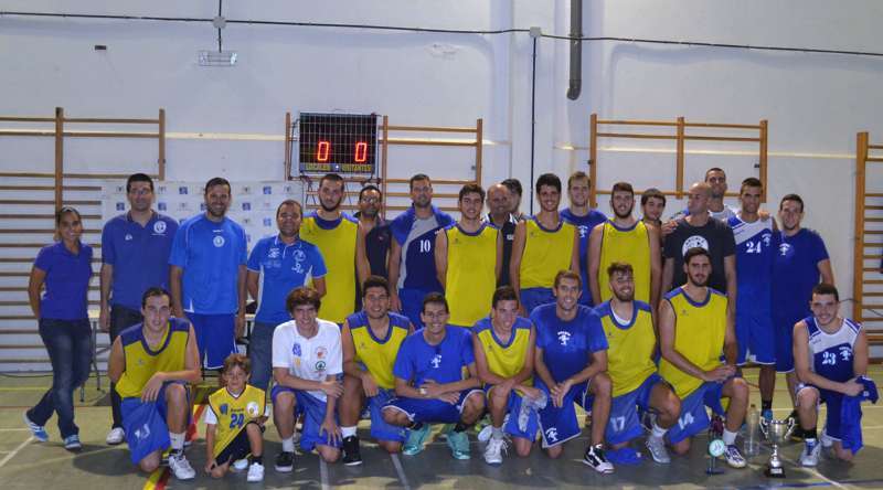 Participantes del Torneo de Baloncesto San Miguel 2014 (Foto TA)
