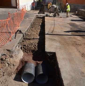 Imagen de las obras en la calle de Mirabala (Foto TA)