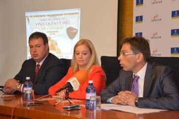 Momento de la presentación de la feria (Foto TA)