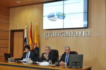 El presupuesto de 2015 del Cabildo grancanario fue presentado este lunes por el president José Miguel Bravo de Laguna (Foto Acfi Press)