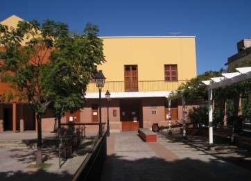 Local de la plaza Tifariti (Foto TA)