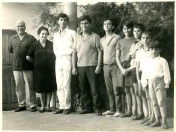 Imagen histórica de la familia Monzón (Foto TA)