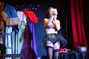 Cartel de la obra (Foto TA)