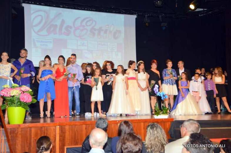 Momento del acto celebrado este sábado en el Teatro Cronista Oficial Jacinto Suárez (Foto Antonio Alí)