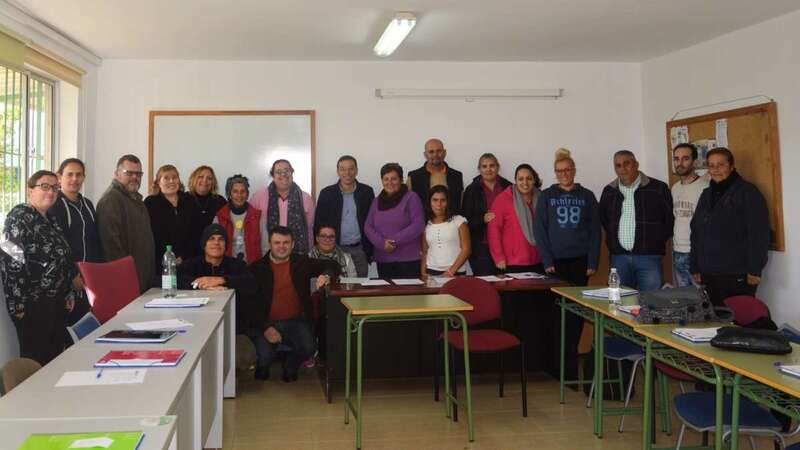 Foto de grupo de los participantes (Foto TA)